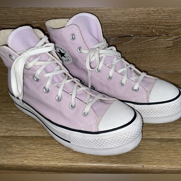 Platform Converse - Picture 1 of 5